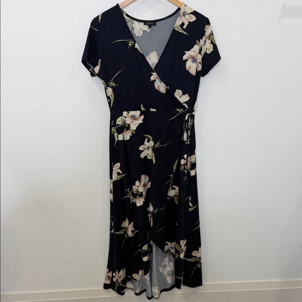 Eclipse Women’s Navy Floral High-Low Wrap Dress – Size Medium - Picture 8 of 8